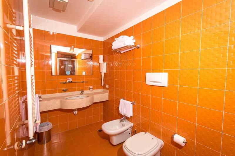 City Hotel Hotel